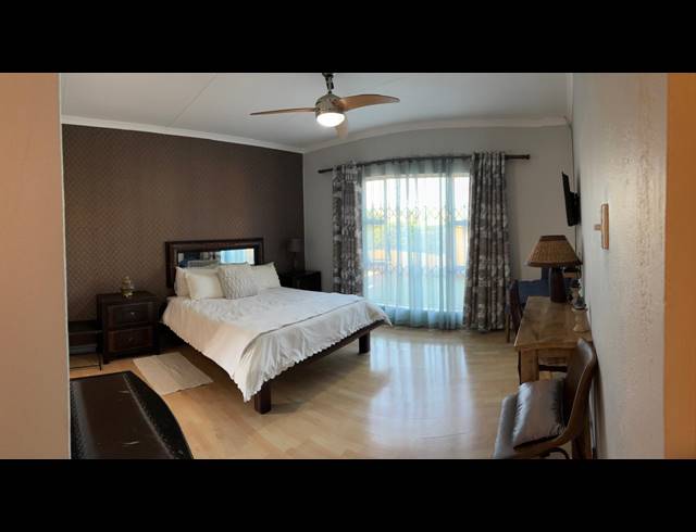 340M² GUESTHOUSE FOR SALE IN RUSTENBURG RURAL